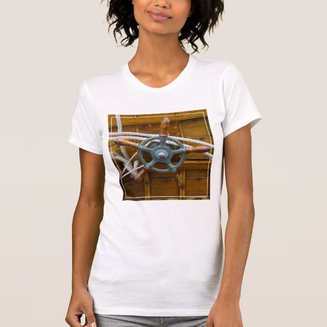 T-shirt Bateau en bois antique (Devant)