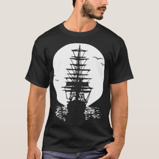 T-shirt Bateau Pirate Naviguant Au Coucher Du Soleil
