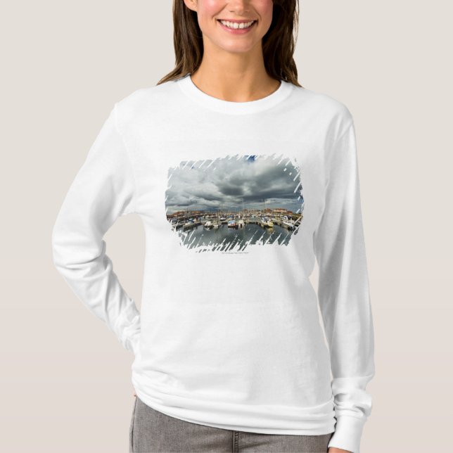 T-shirt Bateaux dans un port (Devant)