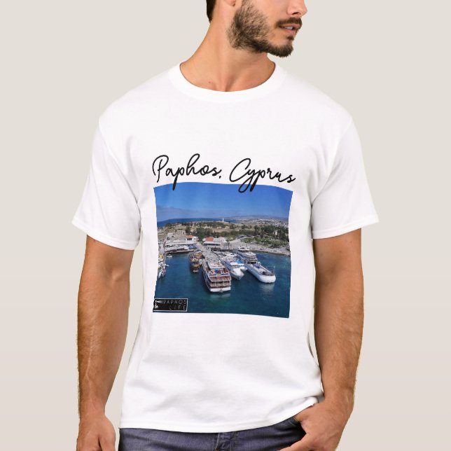 T-shirt Bateaux du port de Paphos et phare (Devant)