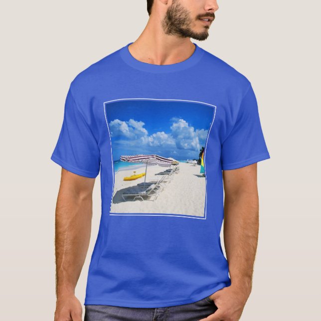 T-shirt Bateaux et chaises de plage (Devant)