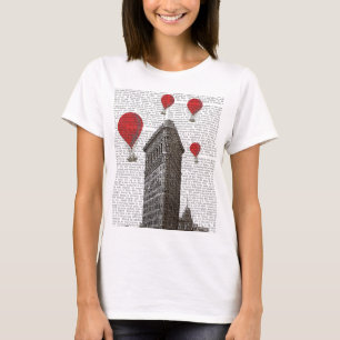 T-shirt Bâtiment en fer plat et ballons rouges à air chaud