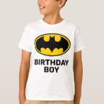 T-shirt Batman | Birthday Boy<br><div class="desc">Faites ressembler le garçon d'anniversaire à un vrai super-héros avec ce T-shirt Batman Birthday Boy ! Doté du logo emblématique Bat et d'un texte audacieux et dynamique, cette chemise est parfaite pour célébrer avec style. Fabriqué en tissu doux et de haute qualité, il est confortable pour l'usure toute la journée...</div>