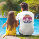 T-shirt Beach Cruise Custom Family Reunion Nom de la poche<br><div class="desc">Cool assorti aux t-shirts de vacances pour un père, une mère, une soeur et un frère à porter sur une croisière sur l'île. Doté de beaux palmiers face à un joli coucher de soleil de plage rose. Parfait tee - shirt sur mesure pour votre séjour d'été à la mer. Customisez...</div>