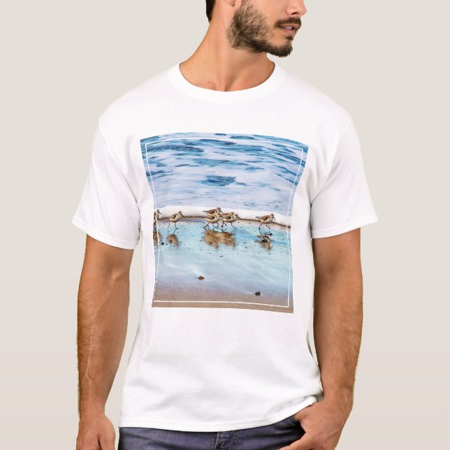 T-shirt Bécasseaux fonctionnant le long de la plage (Devant)
