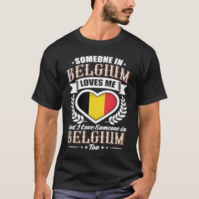 T-shirt Belgique Drapeau cardiaque Quelqu'un en Belgique m (Devant)