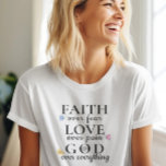 T-shirt Belle citation Christian Inspirational<br><div class="desc">Belle citation Christian Inspirational T-Shirt. Ce design de foi moderne et tendance est le cadeau parfait et la marque de mode. #christian #religion #écritures #foi #bible #jesus</div>