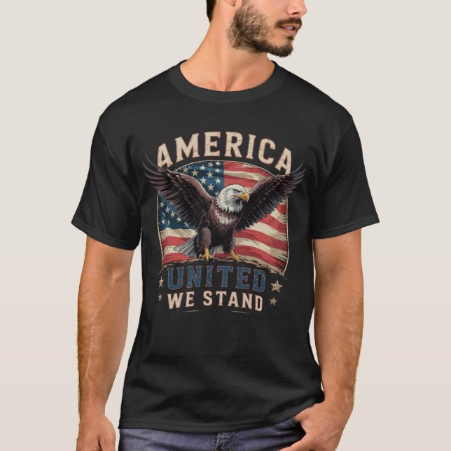 T-shirt Belle Patriotique United Nous Stand Rustic USA (Devant)