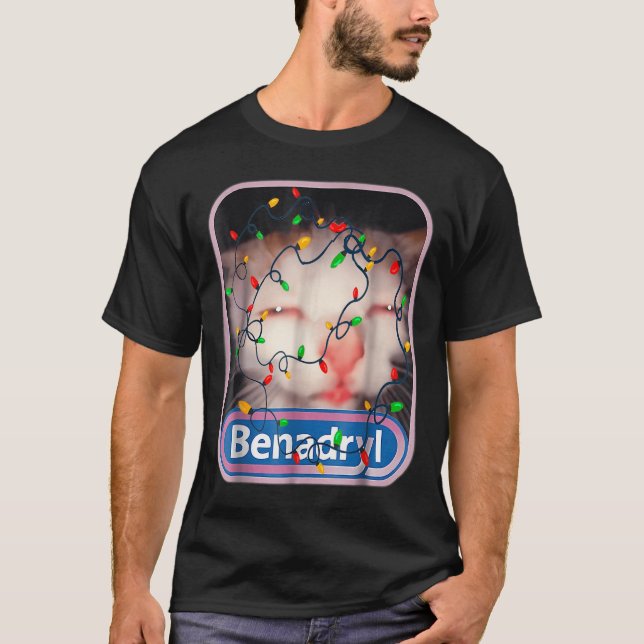 T-shirt Benadryls Flashing Light mignonne &amp; Amour Drôl (Devant)