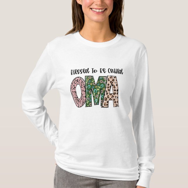 T-shirt "Bénie d'être appelée OMA (Devant)