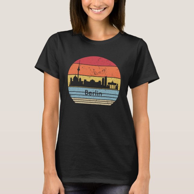 T-shirt Berlin City Retro Sunset City  for Men Women (Devant)