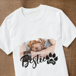T-shirt Bestie Pet's Modern Grunge Nom du Cool Photo Paw<br><div class="desc">Ce design simple et moderne est composé d'une typographie de script simple et moderne. Ajoutez une photo d'animal de compagnie personnalisée.</div>