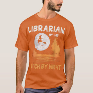 T-shirt Bibliothécaire De Jour Sorcière De Nuit Femmes Hal