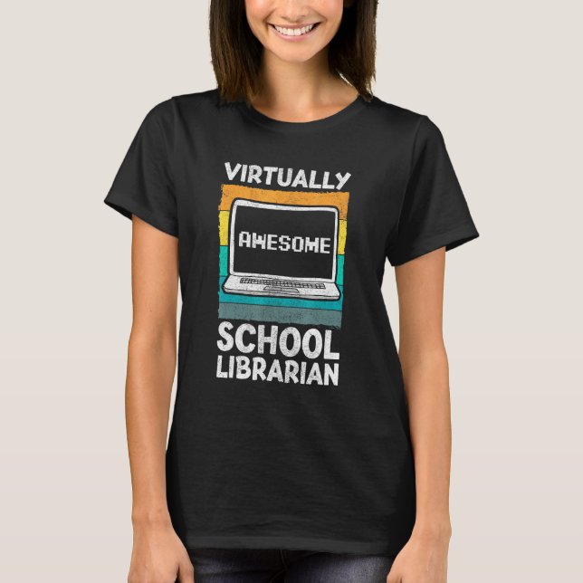 T-shirt Bibliothécaire de l'école presque génial Vêtements (Devant)