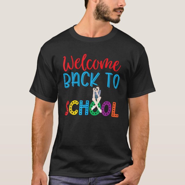 T-shirt Bienvenue Retour À L'École Drôle Enseignant Amour  (Devant)