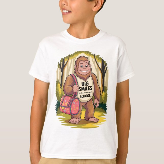 T-shirt Big Smiles First Day of School Bigfoot Kid's (Devant)