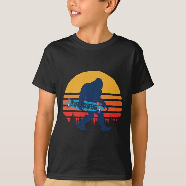 T-shirt Bigfoot avec longboard - Skateboarding  (Devant)