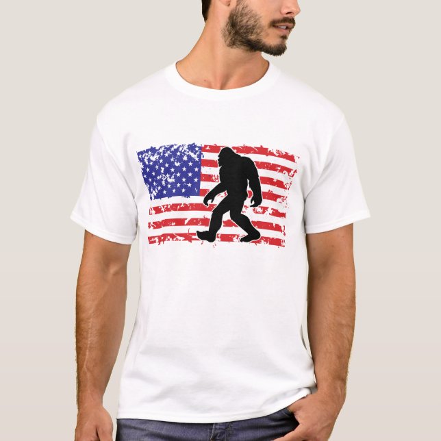 T-shirt Bigfoot et le drapeau américain (Devant)
