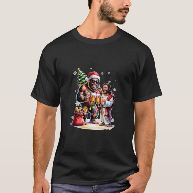 T-shirt Bigfoot Jesus Sasquatch Beer Drinking Christmas (Devant)