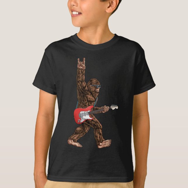 T-shirt Bigfoot Jouant Un Rock De Guitare Électrique Sur S (Devant)