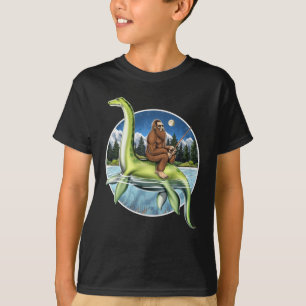 T-shirt Bigfoot Loch Ness Fishing