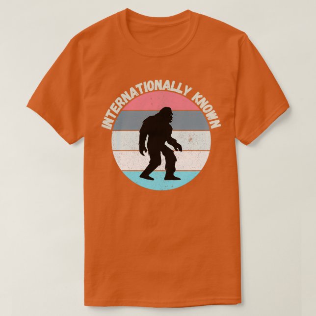 T-shirt Bigfoot Rétro Connu À L'Étranger (Design devant)