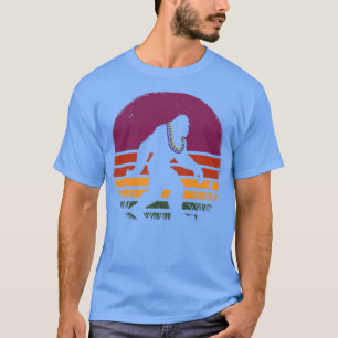 T-shirt Bigfoot Sasquatch Mardi Gras Beads Happy Gras Tues