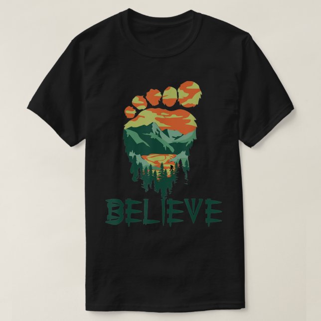 T-shirt Bigfoot Sasquatch Pied Yeti Believe Camping Randon (Design devant)