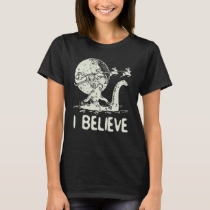 T-shirt Bigfoot Sasquatch Riding Loch Ness Monster Christm