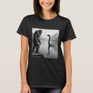 T-shirt Bigfoot Selfie Avec Loch Ness Monster Cadeaux Homm
