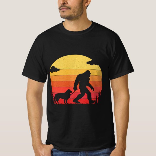 T-shirt Bigfoot Silhouette Marcher Bordure Collie Chien (Devant)