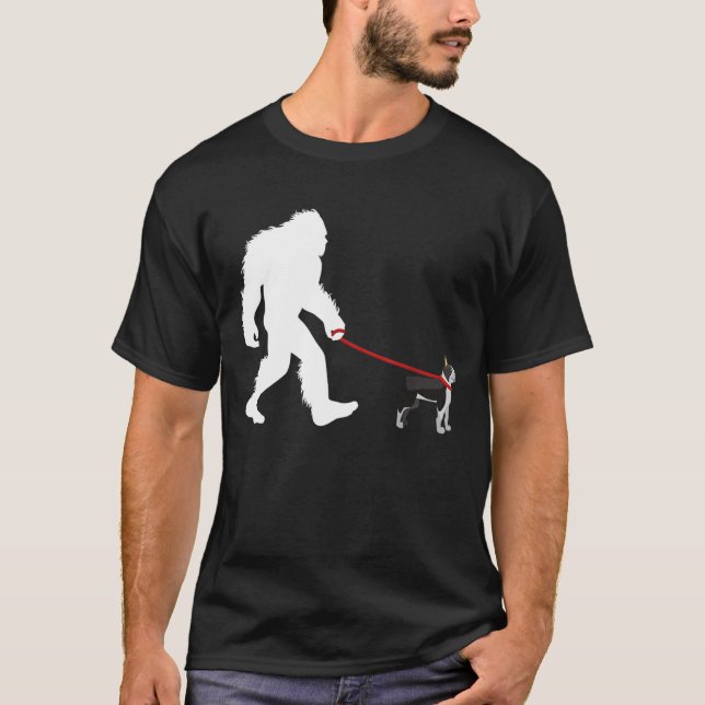 T-shirt Bigfoot Walking Boston Terrier (Devant)