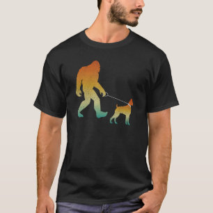 T-shirt Bigfoot Walking Boxer Funny Sasquatch chien animal