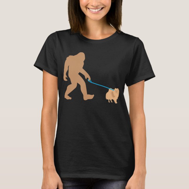 T-shirt Bigfoot Walking Chien de Poméranie Funny Sasquatch (Devant)