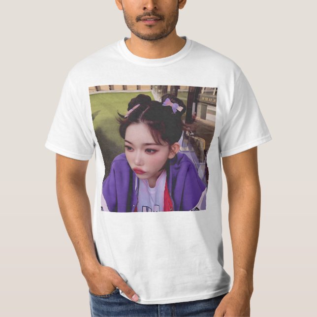 T-shirt " Billlie tsuki de recherche" (Devant)