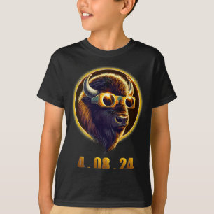 T-shirt Bison Buffalo Portant des Gles Solar 2024 Eclipse