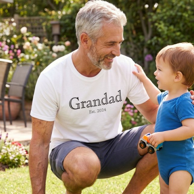 T-shirt Black Bold Minimal Grandad Established  (Créateur téléchargé)