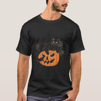 T-shirt Black Cat On Pumpkin For Cat Halloween