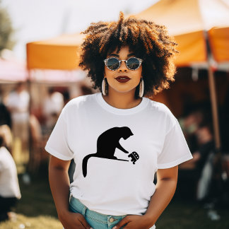 T-shirt Black Cat Toss Republican off the Table