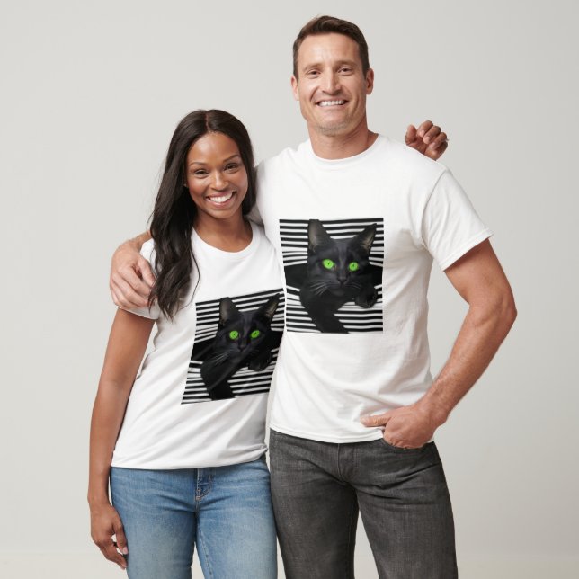 T-shirt Black Cat with Green eyes (Unisexe)