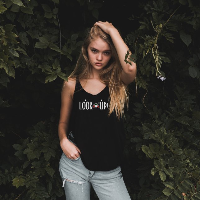 T-shirt Blague sur les seins: "Regardez en l'air!" v2 (Créateur téléchargé)