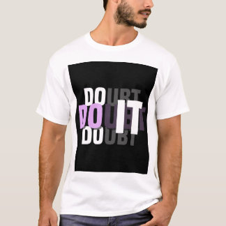 T-shirt blanc à demi-manches avec graphique « DOUB