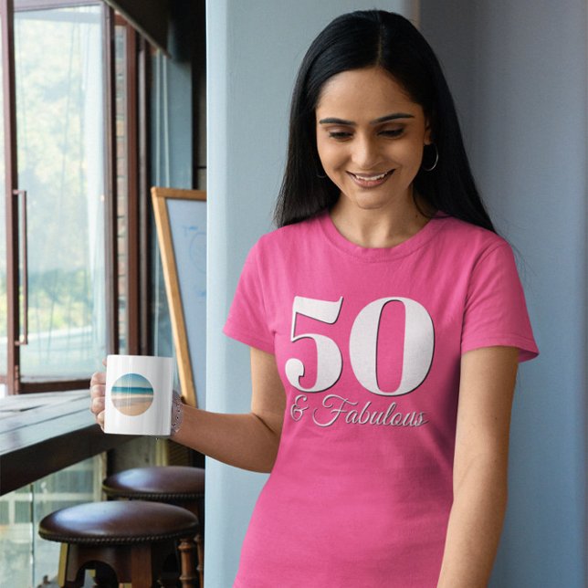 T-shirt Blanc et noir 50 & Fabulous Rose (50 and Fabulous Birthday Tee)