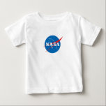 T-shirt blanc Iconic NASA Baby’s (6-24 mois)<br><div class="desc">Cet article est sans conteste le symbole de notre époque : l'insigne classique de la NASA. Un symbole audacieux qui, comme la NASA elle-même, ne connaît aucune limite. Immédiatement reconnaissable à travers le monde, l'Insignia de la NASA a longtemps défendu le progrès, l'innovation, et le type d'audace et d'audace quasiment...</div>