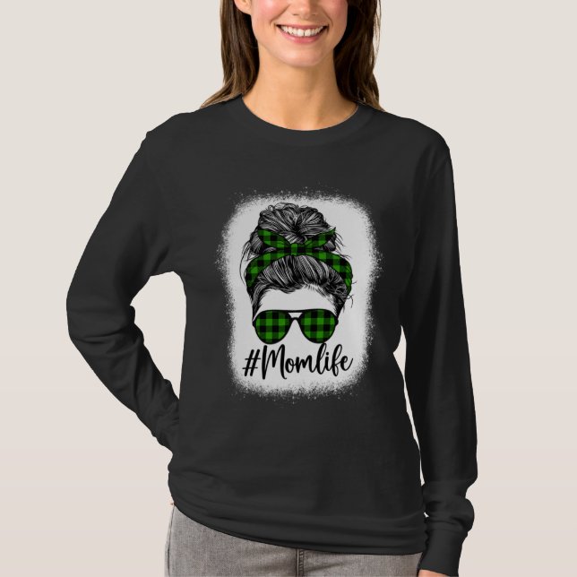 T-shirt Bleached Messy Bun Mom Life Plaid Green Print Moth (Devant)