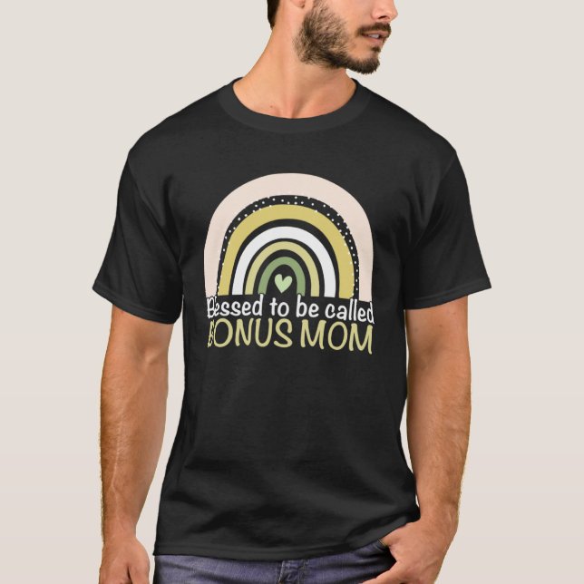 T-shirt Blessed To Be Called Bonus Mom Boho Rainbow Cute M (Devant)