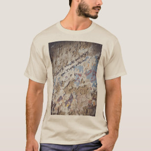 T-shirt bleu et beige Abstrait (mur fissuré)