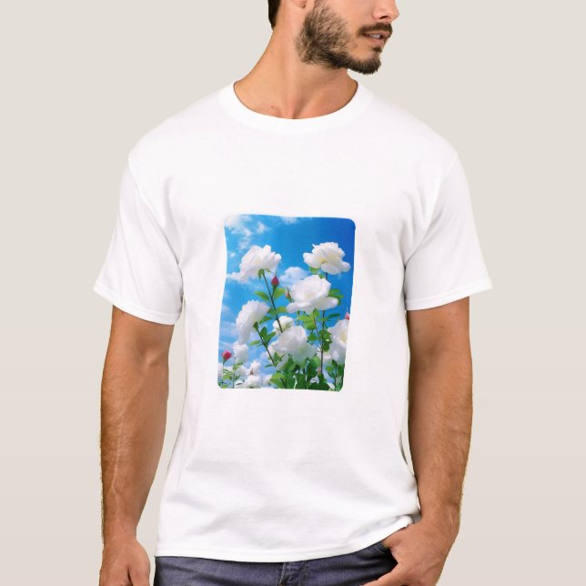 T-shirt Bloom Beneath the Blue Sky – Nature-Inspired Flora (Devant)
