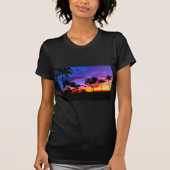 T-shirt Blue Red Sunset Exotic Hawaiian Beach Palm Trees (Devant)