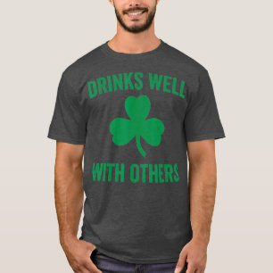 T-shirt Bois Bien Avec D'Autres Bières St patrick Drôle